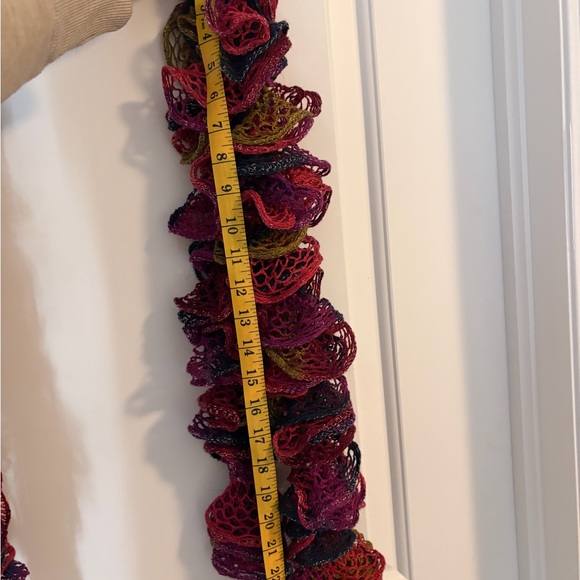 Two Elegant Multicolor Ruffled Scarf - Picture 5 of 5